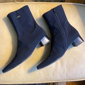 Ara size 9.5 gortex black boots with low heel and side zip.